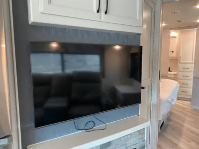 2025 Fleetwood RV Bounder photo 31