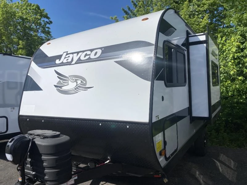 2025 Jayco Jay Feather Air exterior