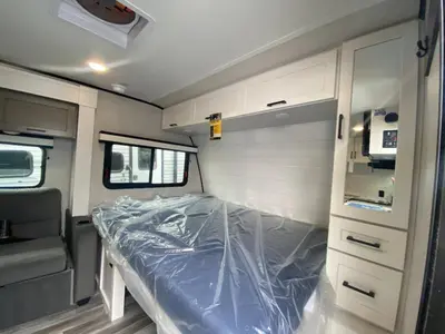 2025 Jayco Jay Feather Air photo 13