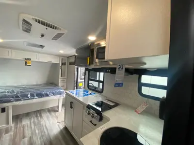 2025 Jayco Jay Feather Air photo 34
