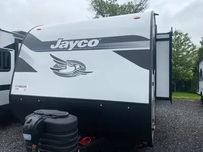 New 2025 Jayco Jay Feather Air 16RB