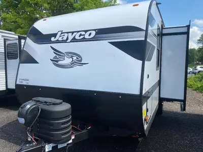 New 2025 Jayco Jay Feather Air 18MBH