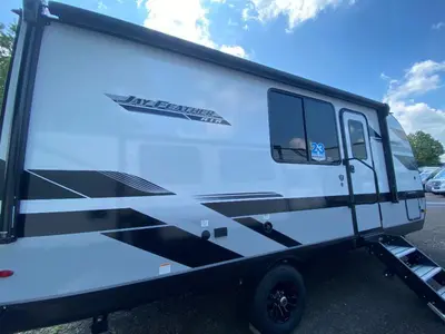 2025 Jayco Jay Feather Air photo 9