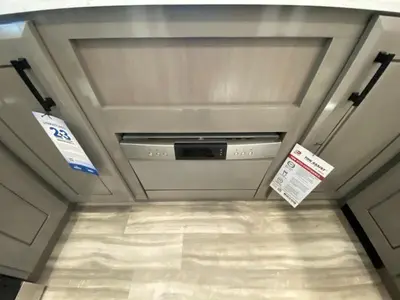 2025 Jayco Pinnacle photo 41