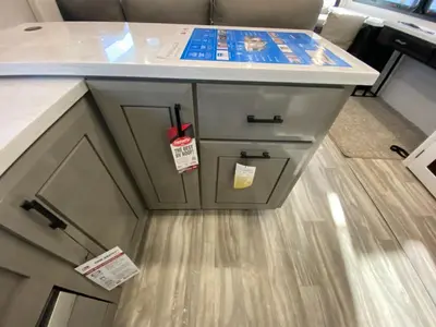 2025 Jayco Pinnacle photo 43