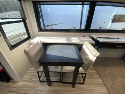 2025 Jayco Pinnacle photo 18