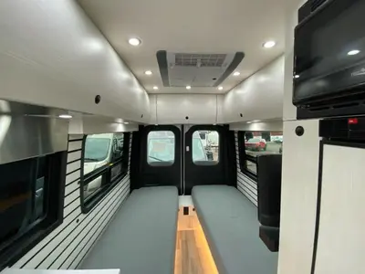 2025 Pleasure-Way Plateau photo 32