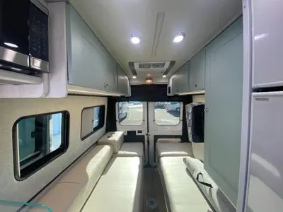 2025 Roadtrek Roadtrek photo 25