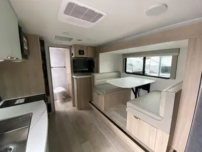 2025 Winnebago Micro Minnie photo 17