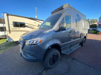 2025 Winnebago Revel photo 4