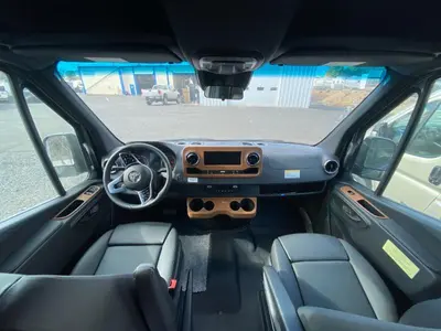 2025 Winnebago Revel photo 31