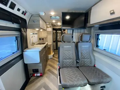 2025 Winnebago Travato photo 15