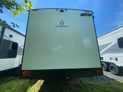 2026 Ember RV E-Series photo 8