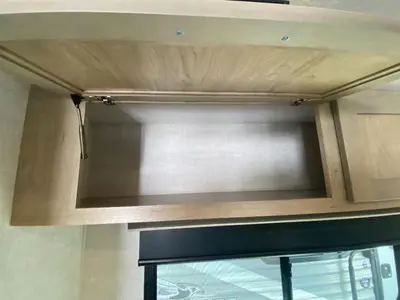 2026 Ember RV E-Series photo 13
