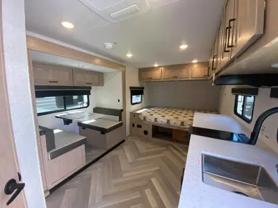 2026 Ember RV E-Series photo 10