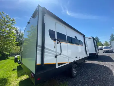 2026 Ember RV E-Series photo 6