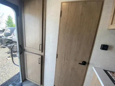 2026 Ember RV E-Series photo 33