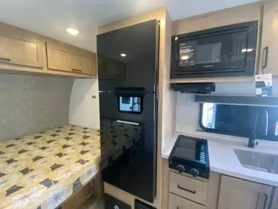 2026 Ember RV E-Series photo 21