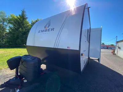 2026 Ember RV E-Series photo 4