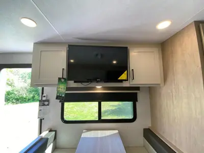 2026 Ember RV E-Series photo 24