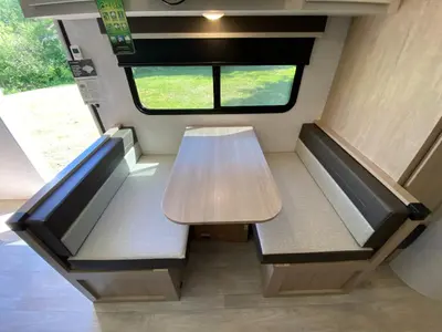 2026 Ember RV E-Series photo 23