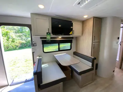 2026 Ember RV E-Series photo 21