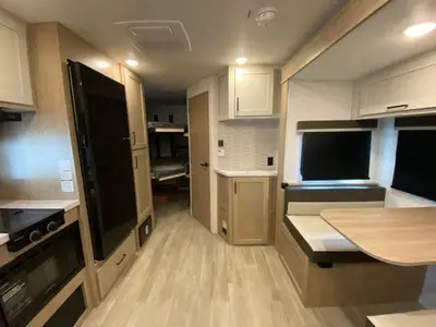 2026 Ember RV E-Series photo 24