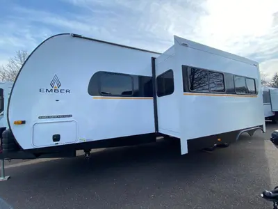 2026 Ember RV E-Series photo 5