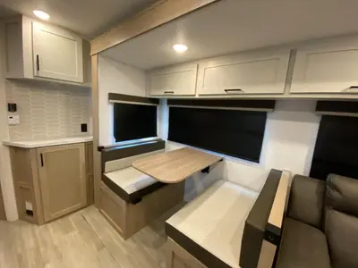 2026 Ember RV E-Series photo 25