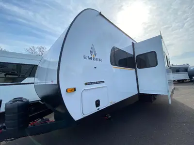 2026 Ember RV E-Series photo 4