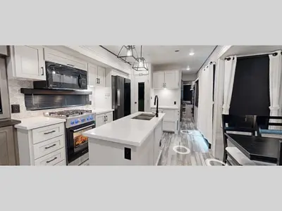 2027 Jayco Bungalow photo 7