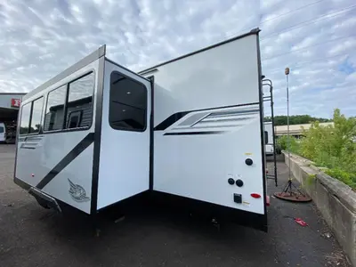 2026 Jayco Jay Feather photo 7