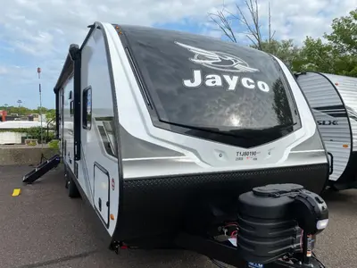 2026 Jayco Jay Feather photo 2
