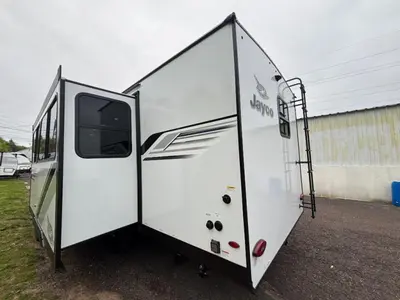 2026 Jayco Jay Feather photo 7