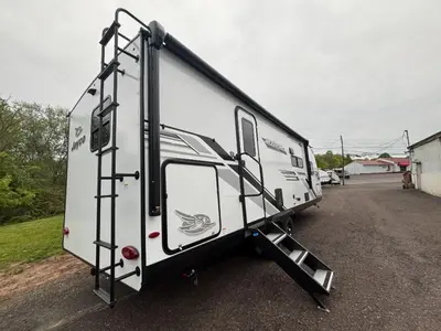 2026 Jayco Jay Feather photo 9