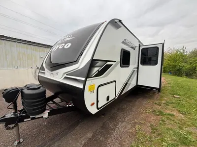 2026 Jayco Jay Feather photo 4