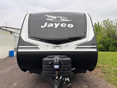 2026 Jayco Jay Feather photo 3