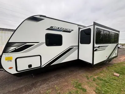 2026 Jayco Jay Feather photo 5