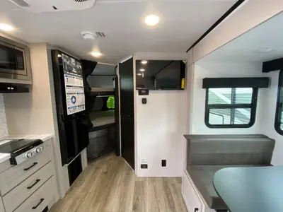 2026 Jayco Jay Feather Air photo 10
