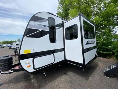 2026 Jayco Jay Feather Air photo 4