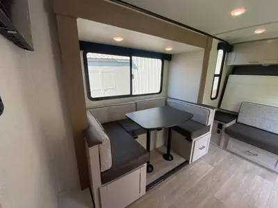 2027 Jayco Jay Feather Air photo 34