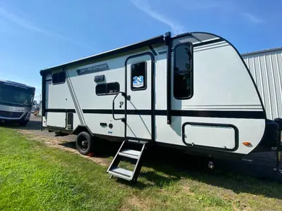 2027 Jayco Jay Feather Air photo 15