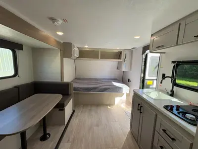 2027 Jayco Jay Flight photo 34