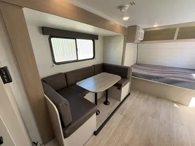 2027 Jayco Jay Flight photo 33