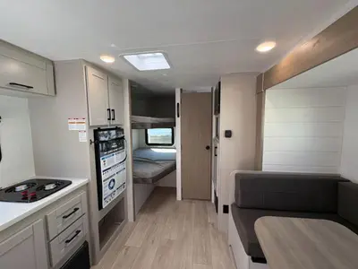 2027 Jayco Jay Flight photo 17