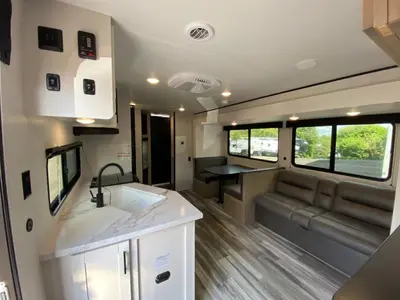 2026 Jayco Jay Flight SLX photo 17