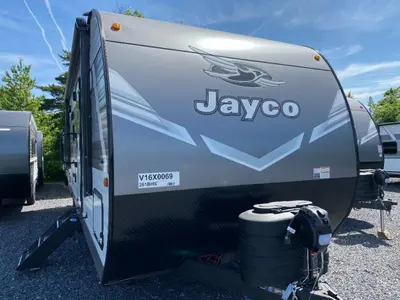 2027 Jayco Jay Flight photo 3