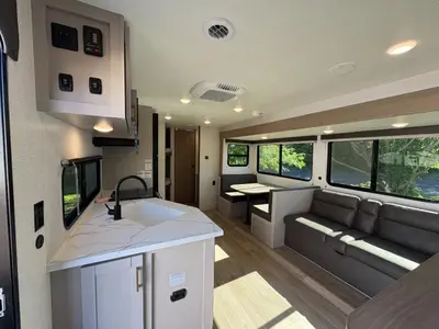 2027 Jayco Jay Flight photo 17