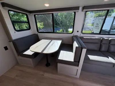 2027 Jayco Jay Flight photo 40