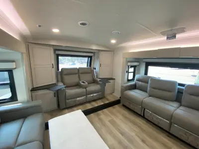 2026 Jayco North Point photo 35